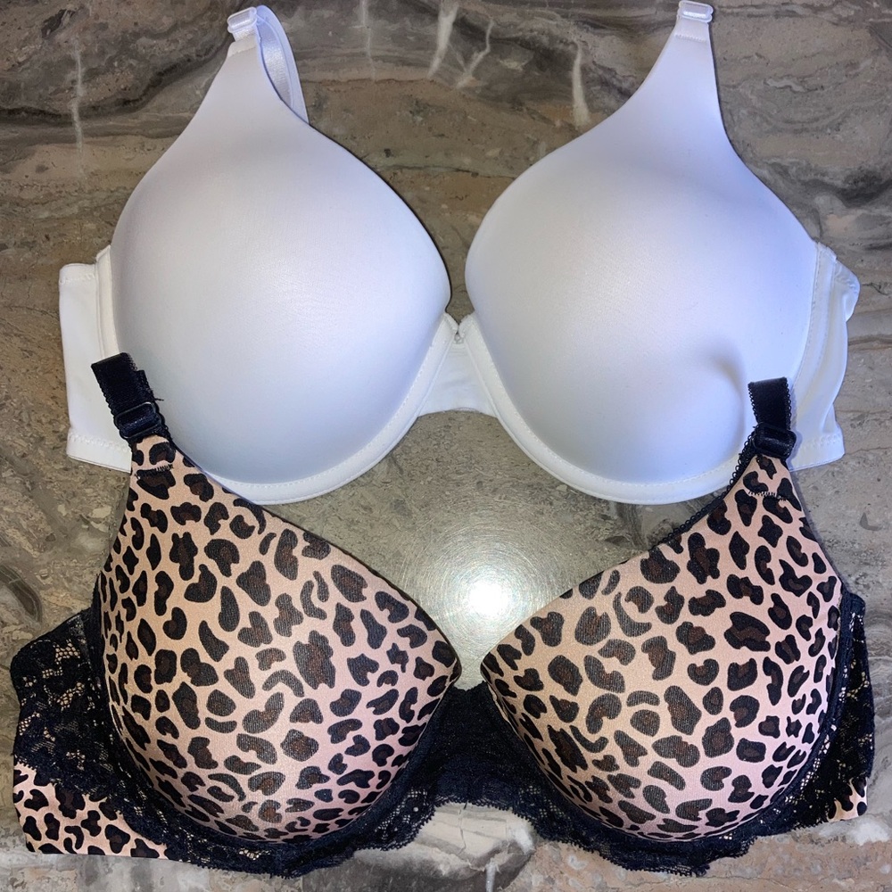 2•38C BRAS. 1 Lily of France soft push-up & No Boundary like new lined demi bra.